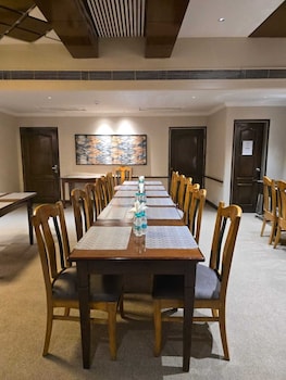 hotel supreme suites ludhiana