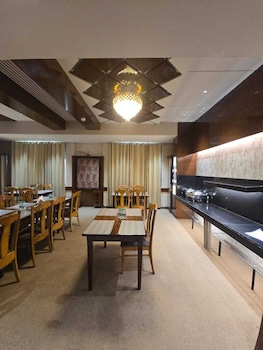 hotel supreme suites ludhiana