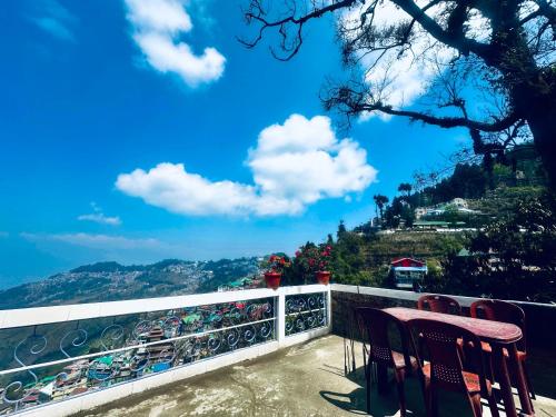 mountain view homestay