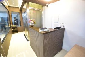 Urban Nest,Andheri West, Mumbai ,2 star