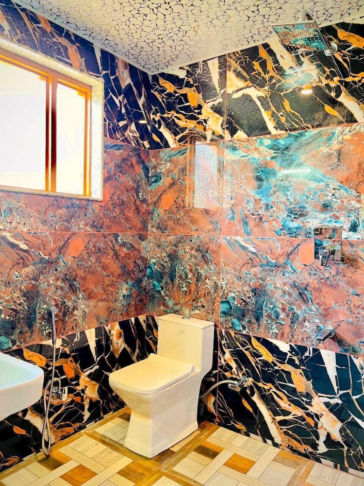 hotel golden peak sonamarg