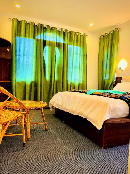 hotel golden peak sonamarg