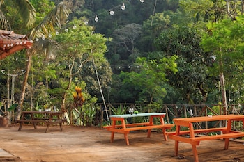 underground hostel by bilwa estate