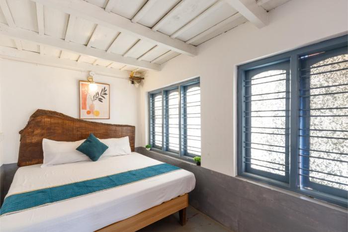 underground hostel by bilwa estate