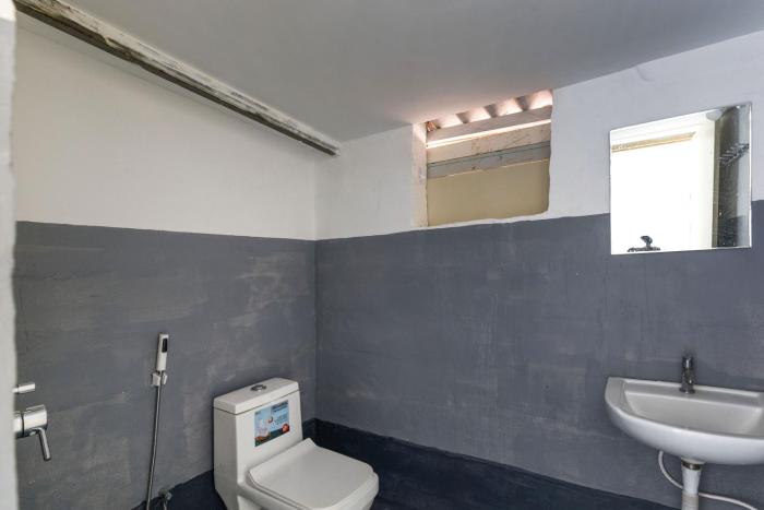 underground hostel by bilwa estate