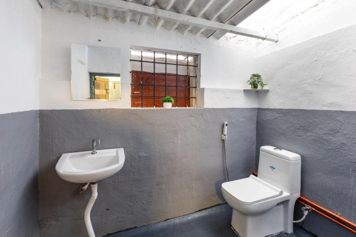 underground hostel by bilwa estate