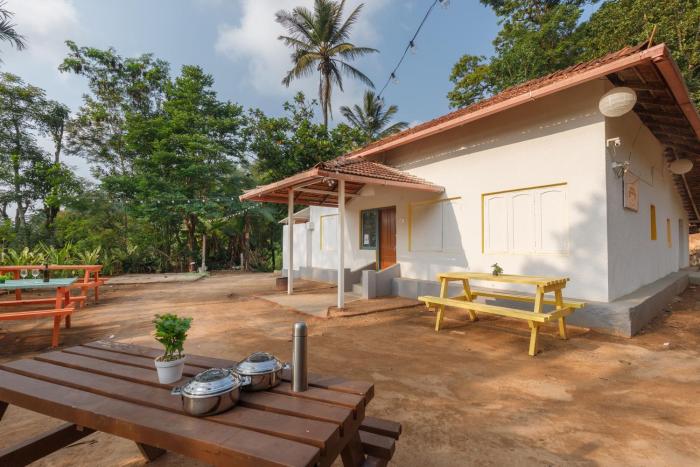 underground hostel by bilwa estate