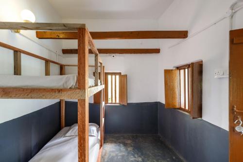 underground hostel by bilwa estate