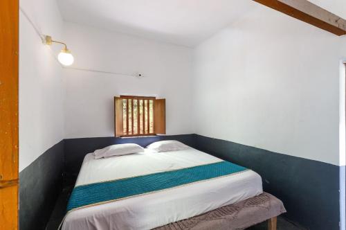 underground hostel by bilwa estate