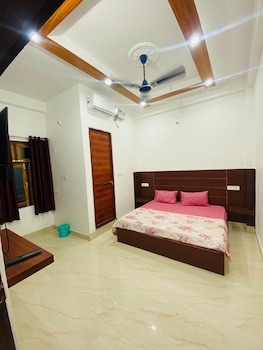 ahem palace home stay