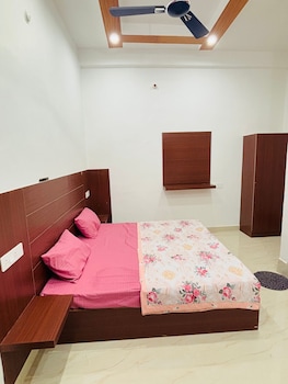 ahem palace home stay