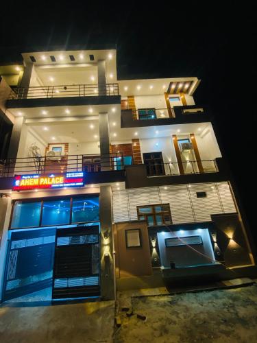 ahem palace home stay