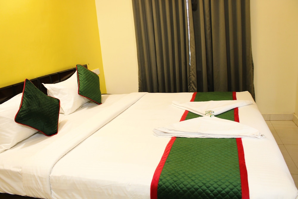 hotel crystal suites