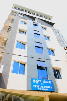 hotel crystal suites