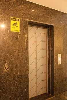 hotel crystal suites