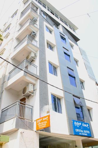 Hotel Crystal Suites,,2 star