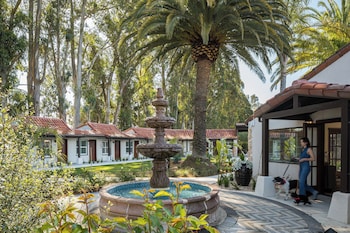 Casia Inn,,3 star