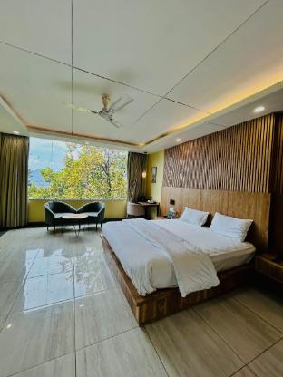 The Green Icon Resort,,3 star