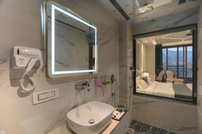 alivaa hotel mcleodganj