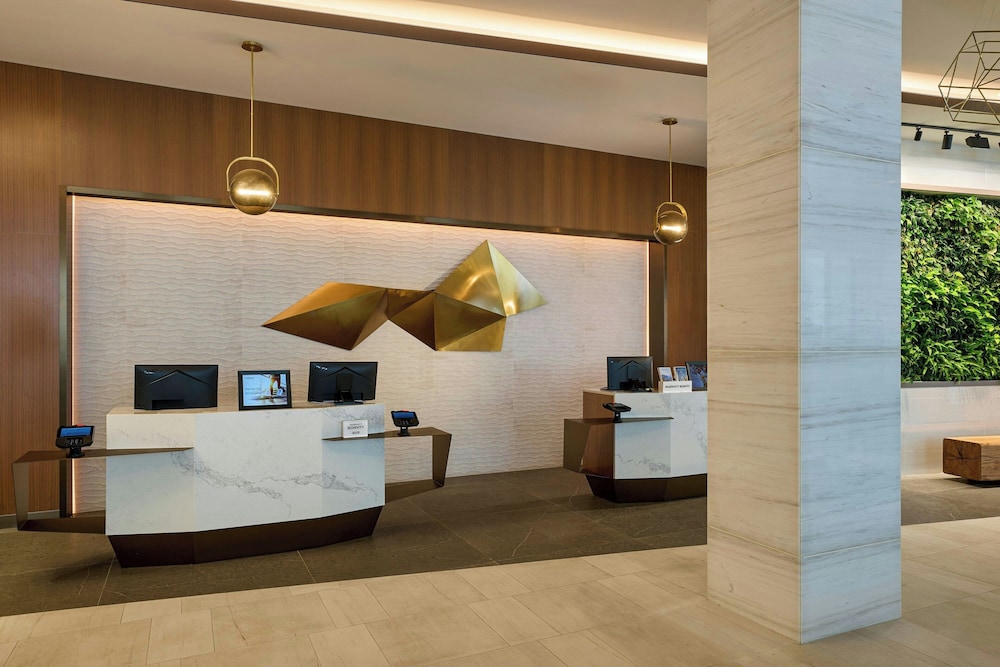 the westin flushing laguardia airport