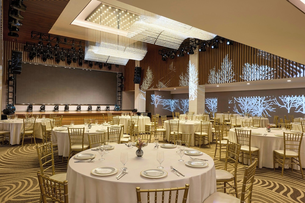 the westin flushing laguardia airport