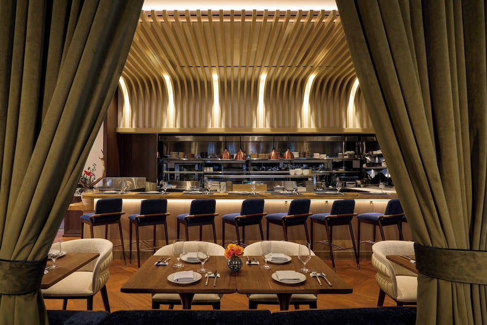 the westin flushing laguardia airport