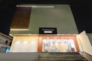 Hotel O Hotel Chawla,,3 star