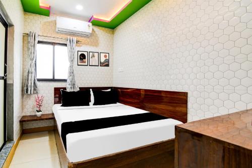 Hotel O Al- Pine 76,,3 star
