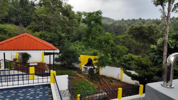 the ishank resorts yercaud hills