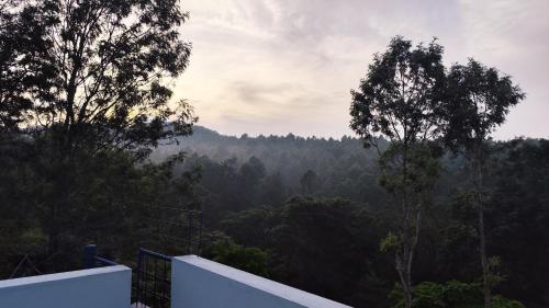 the ishank resorts yercaud hills