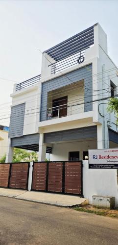 Rj Residency Srirangam,,4 star