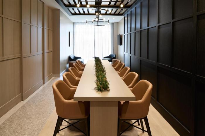 hyatt place montreal airport