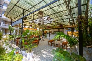 tlo the life outdoor bir