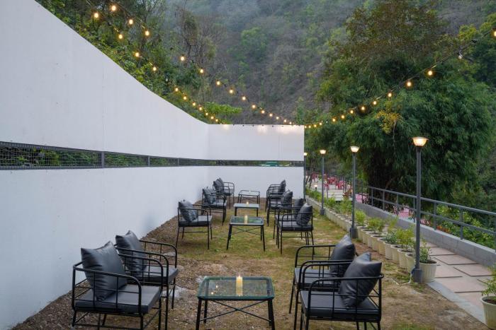 perfectstayz the jungle resort shivpuri