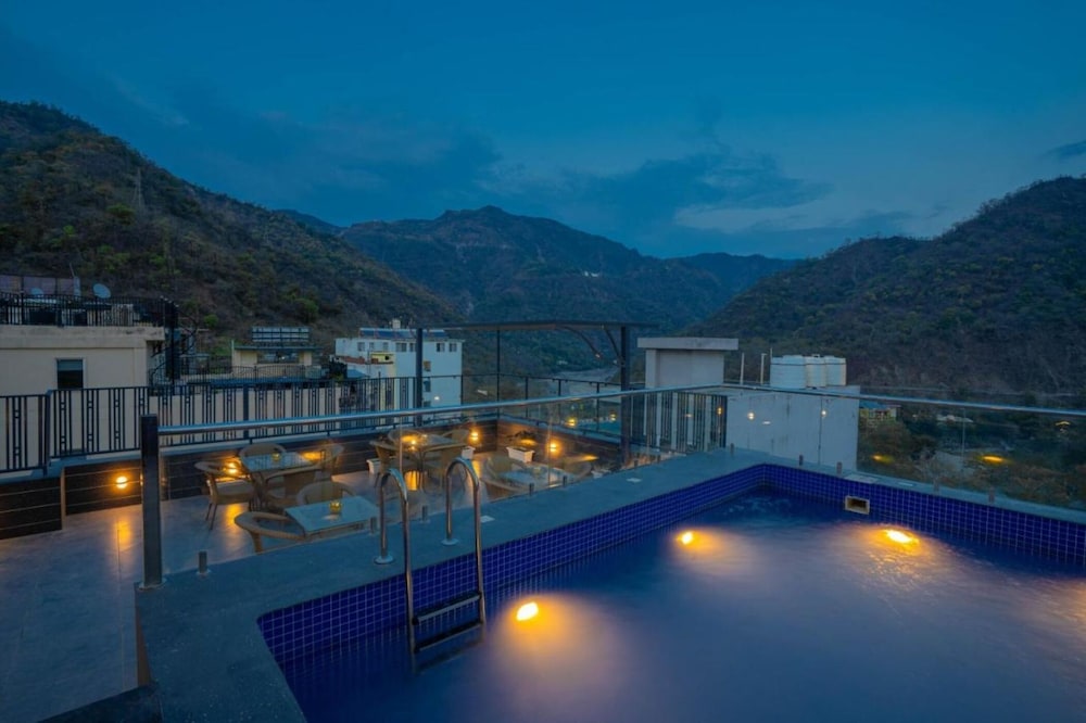 perfectstayz laxmi heritage