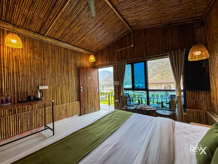 euphoric tiger resort