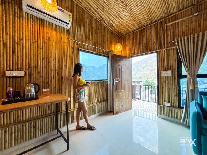 euphoric tiger resort