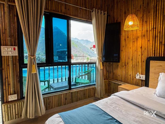 euphoric tiger resort
