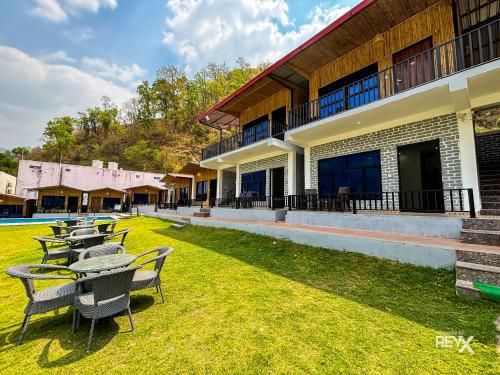 euphoric tiger resort