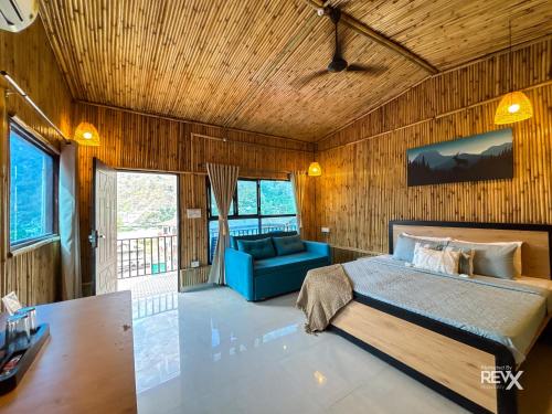 euphoric tiger resort