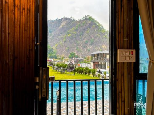 euphoric tiger resort