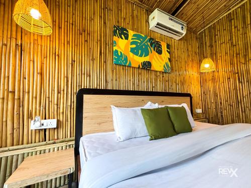 euphoric tiger resort