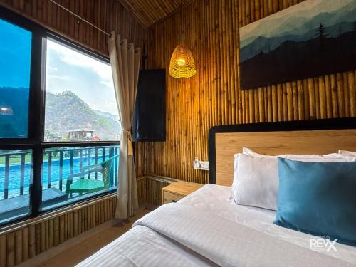 euphoric tiger resort