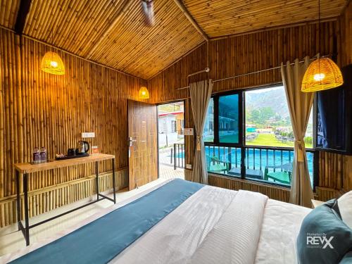 euphoric tiger resort