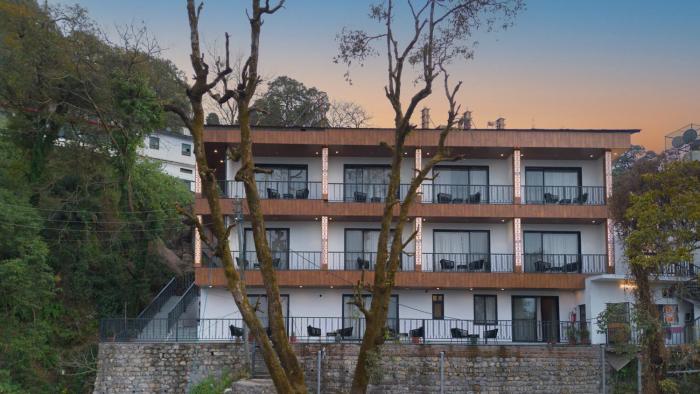 perfectstayz premium westend mall road