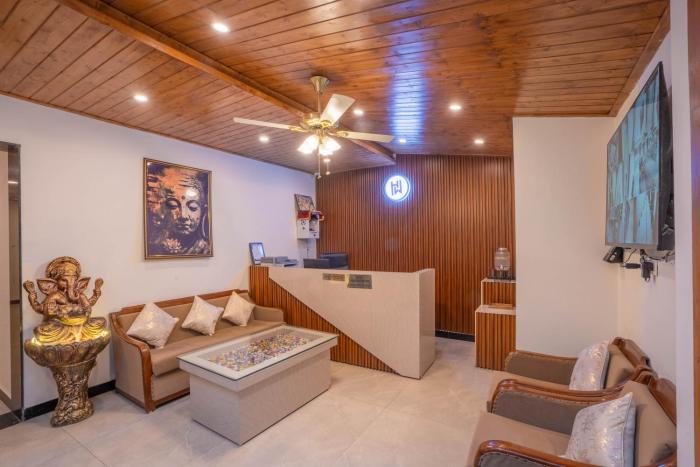 perfectstayz premium westend mall road