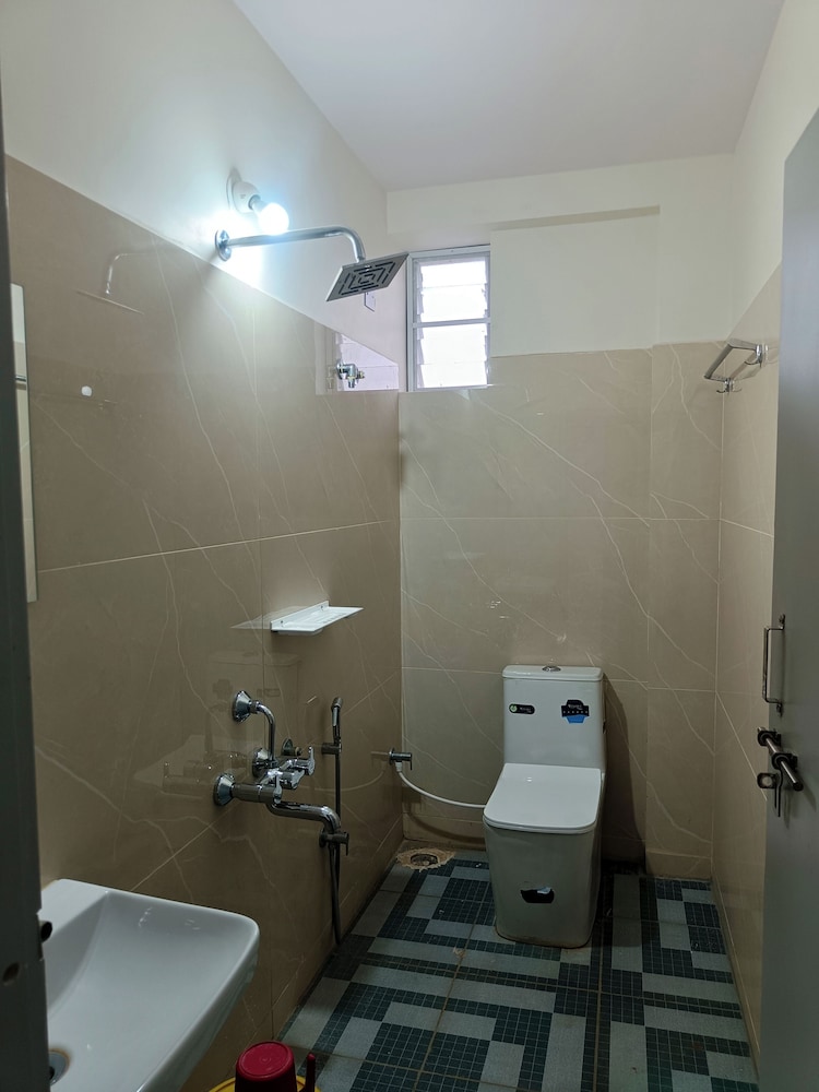 grs comforts lodge