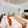 gulmohar residency hauz khas new delhi couple friendly