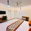 gulmohar residency hauz khas new delhi couple friendly