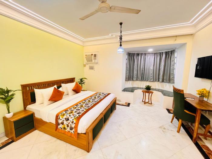 gulmohar residency hauz khas new delhi couple friendly